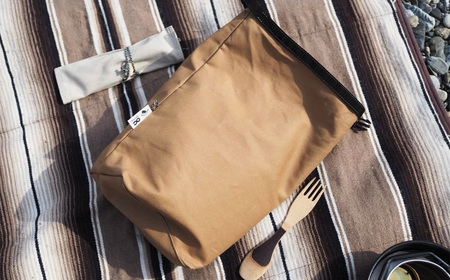 【キャメルカラー】 キャンバスロールトップバッグ タテ型 ロールトップバッグ ストレージバッグ バッグ 鞄 カバン マチ付き マチ有り マチ 縦型