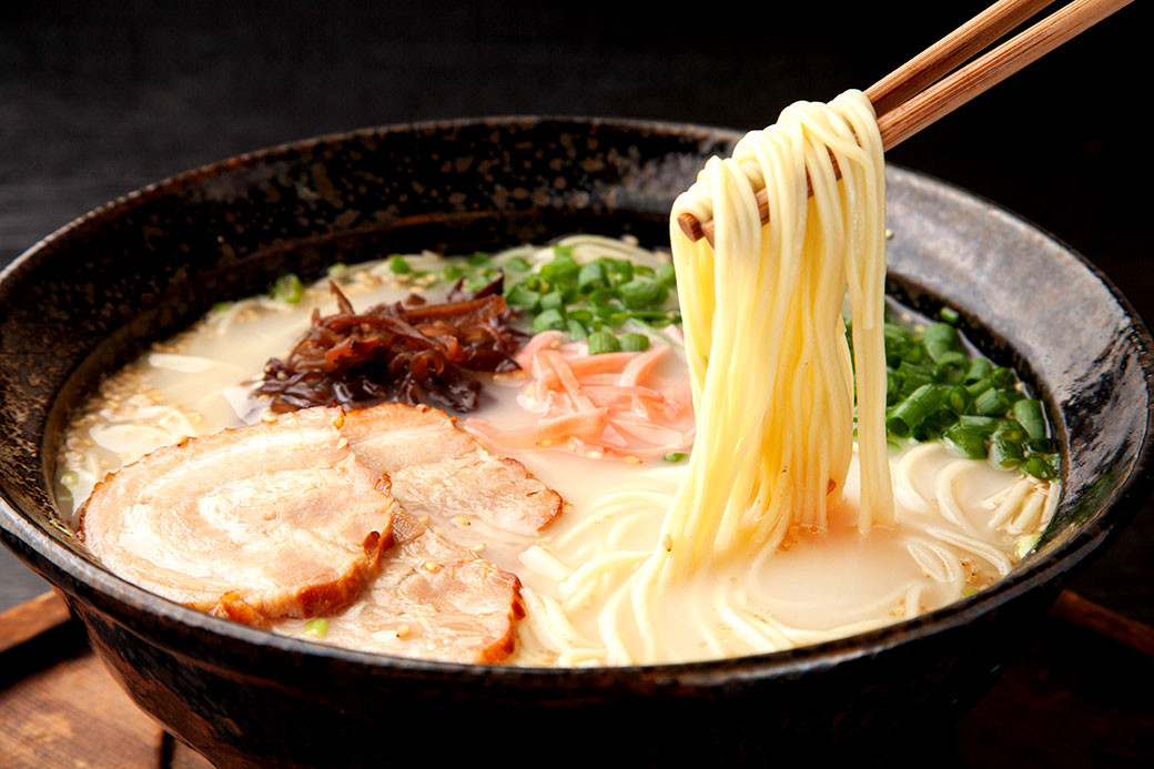 
            A297 博多 長浜 ラーメン （6食×2箱）合計12食 長浜ラーメン らーめん 即席麺 ストレート麺 極細麺 生麺 生ラーメン 豚骨 豚骨スープ 保存食 非常食 インスタントラーメン
          