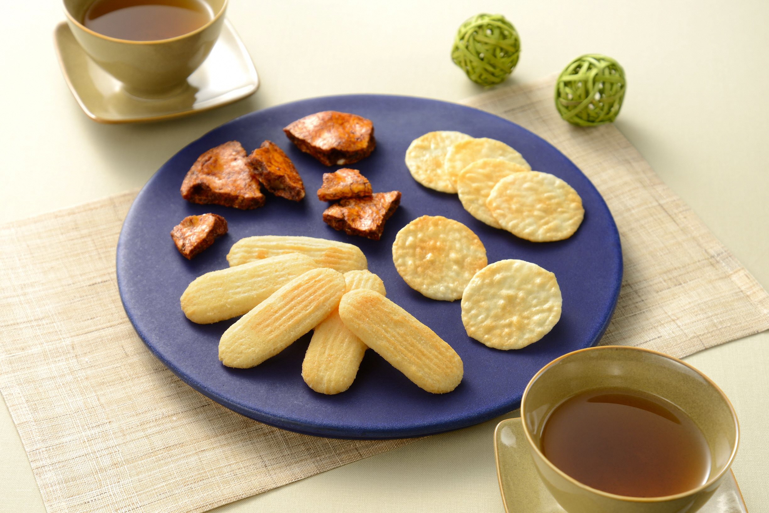 亀田製菓 小袋米菓詰め合わせセット 2A05010