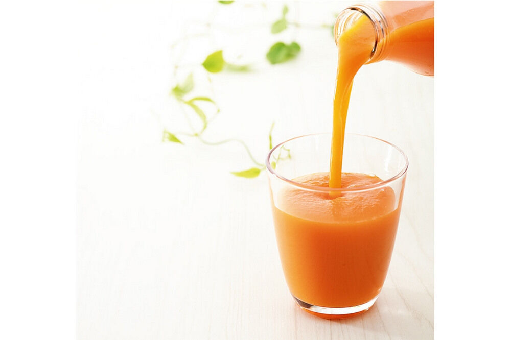 【寄附金額見直しました】《定期便3ヶ月》ハルメク 人参ジュース【ビン】1030g×6本 [野菜ジュース にんじんジュース 人参ジュース りんご果汁 栄養機能食品 ビタミンA 健康 砂糖不使用 甘味料不