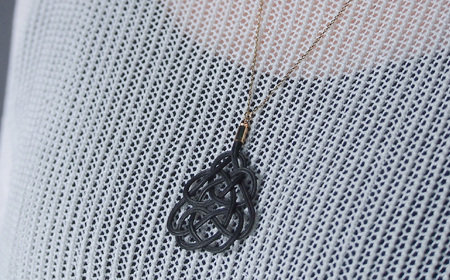 ネックレス クロガネモチ 草木染め| ネックレス アクセサリー ゆのわ