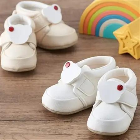 【幸せを運ぶ♪ファーストシューズ】てんしのはね(てんとうむし・white)【1239771】