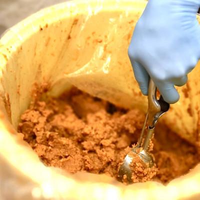 ふるさと納税 月形町 サトニクラスこだわりの逸品「手造り味噌」2個セット |  | 01