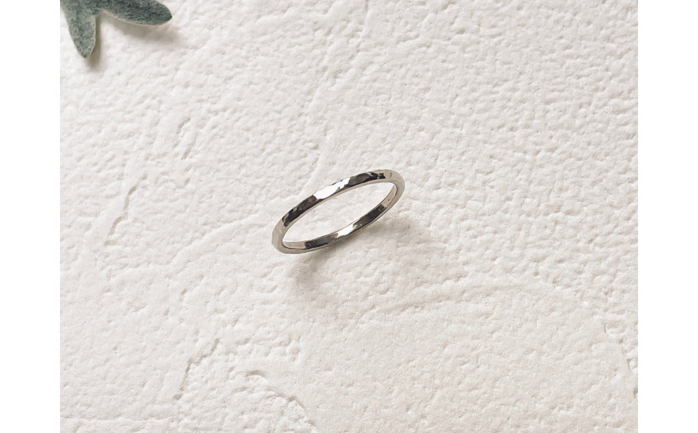 プラチナ 丸つち目 厚リング（ハンドメイド）【サイズ：18号】