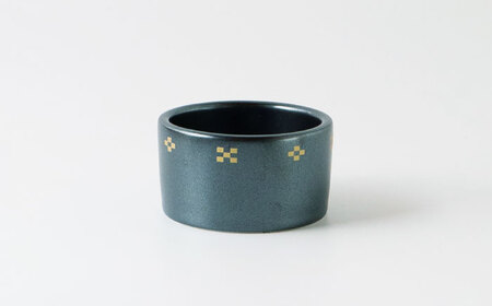 【美濃焼】護-mamori- 骨壺 三具足セット Black 【角富製陶所】 仏具 供養 カジュアル 家族[MFP032]