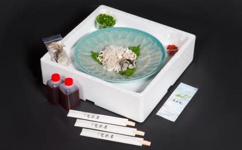 明治より和食一筋の老舗料亭★喜楽庵　養殖トラフグ刺し（3人前）［冷蔵］