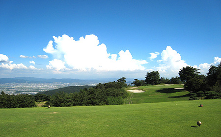 No.122 ベニーカントリー倶楽部 土日祝プレー特別優待券（1名様×1枚）