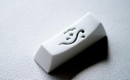 有田焼 雲絵 透かし彫り箸置き  1組　(2個入)  起山窯 A10-117