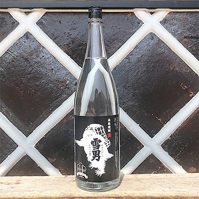ふるさと納税 南魚沼市 鶴齢の本格焼酎「雪男」一升瓶(1800ml)