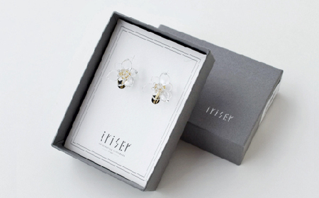 イヤリング iriser ミズアオイ | イヤリング アクセサリー レディース