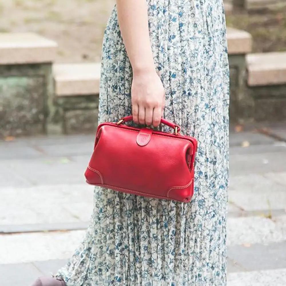 ＜カラー選択可能＞口枠ショルダーバッグ【福岡市内製造】 キャメル