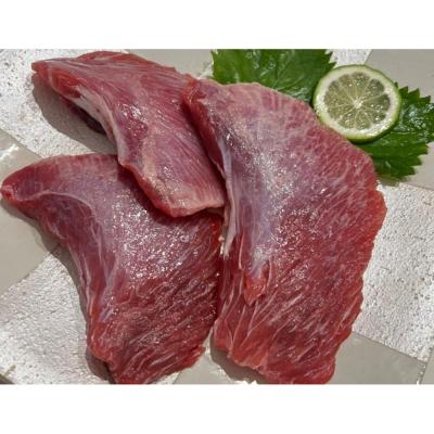 ふるさと納税 三浦市 【希少部位】マグロのホホ肉1kg(加熱用) |  | 01