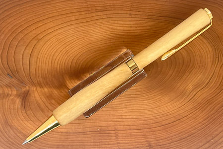 おきなわの木の木軸ペン（ツイストタイプ）｜ペン ボールペン 木 木軸 木材 木軸ペン 特別 受注生産 職人 手作り ツイスト式 文具 文房具 筆記用具 沖縄 沖縄県 豊見城市(CL001)