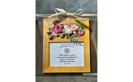 ブリザードフラワーのフォトフレーム（木製スタンドタイプ)【ピンク】