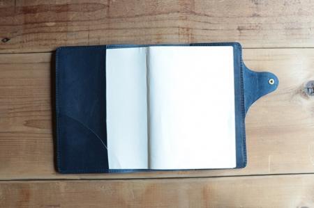 レザー手帳カバー（cousin A5）【ネイビー】イタリアンレザーカバー