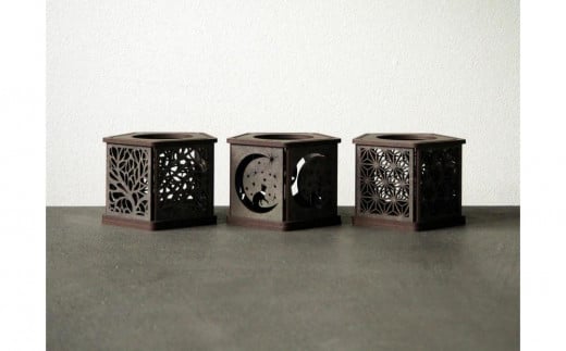 
            LED キャンドルホルダー 木製 レーザー加工雑貨 黒洛 インテリア雑貨 キャンドルホルダー002 3個セット
          