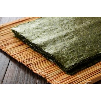 ふるさと納税 宇美町 【チャック付無添加!】福岡有明のり(焼のり)全形30枚(10枚×3セット)一番摘み限定(宇美町) |  | 01