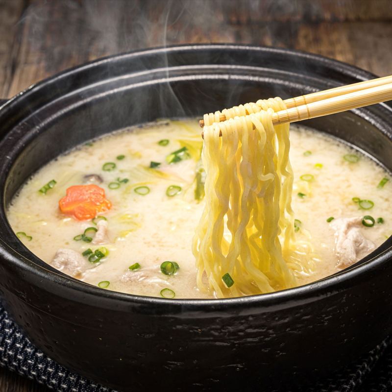 【12/22まで年内お届け】細ちぢれ麺 12食分 330g×4袋（スープなし） | 北海道産 小麦100％ 人気 釧路ラーメン 細麺 森谷食品 年内配送 年内発送 北海道 釧路町 釧路超 特産品_イメ