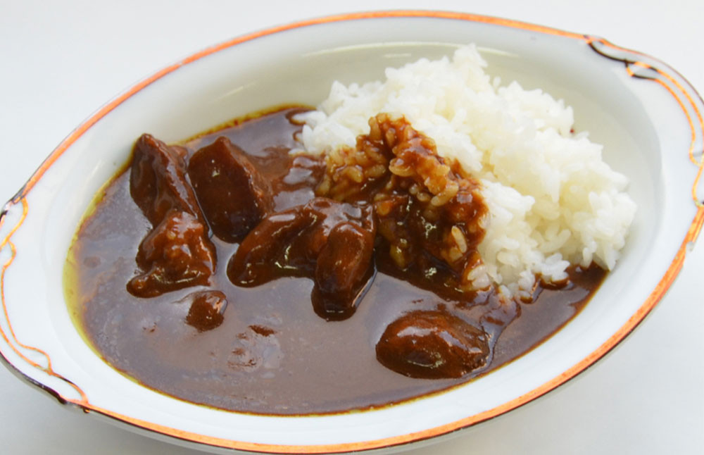 ゴロッ!と入ったコラーゲン牛すじカレー5食セット 岡垣町