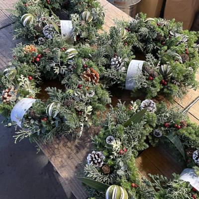 ふるさと納税 上峰町 森の香りのクリスマスリース |  | 01