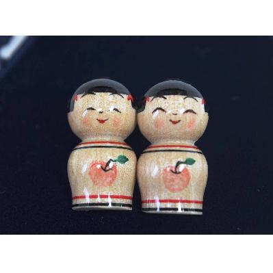 ふるさと納税 黒石市 「こけス」イヤリング(りんごVer)