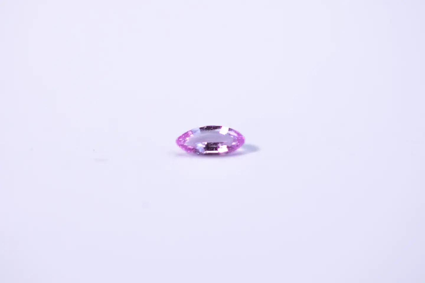 シッサスシングルピアス　MB3001