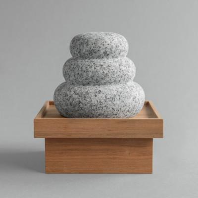 ふるさと納税 高松市 鏡もち 三段 香川県高松市の銘石庵治石(あじいし)【SUGATAMONO】 |  | 01