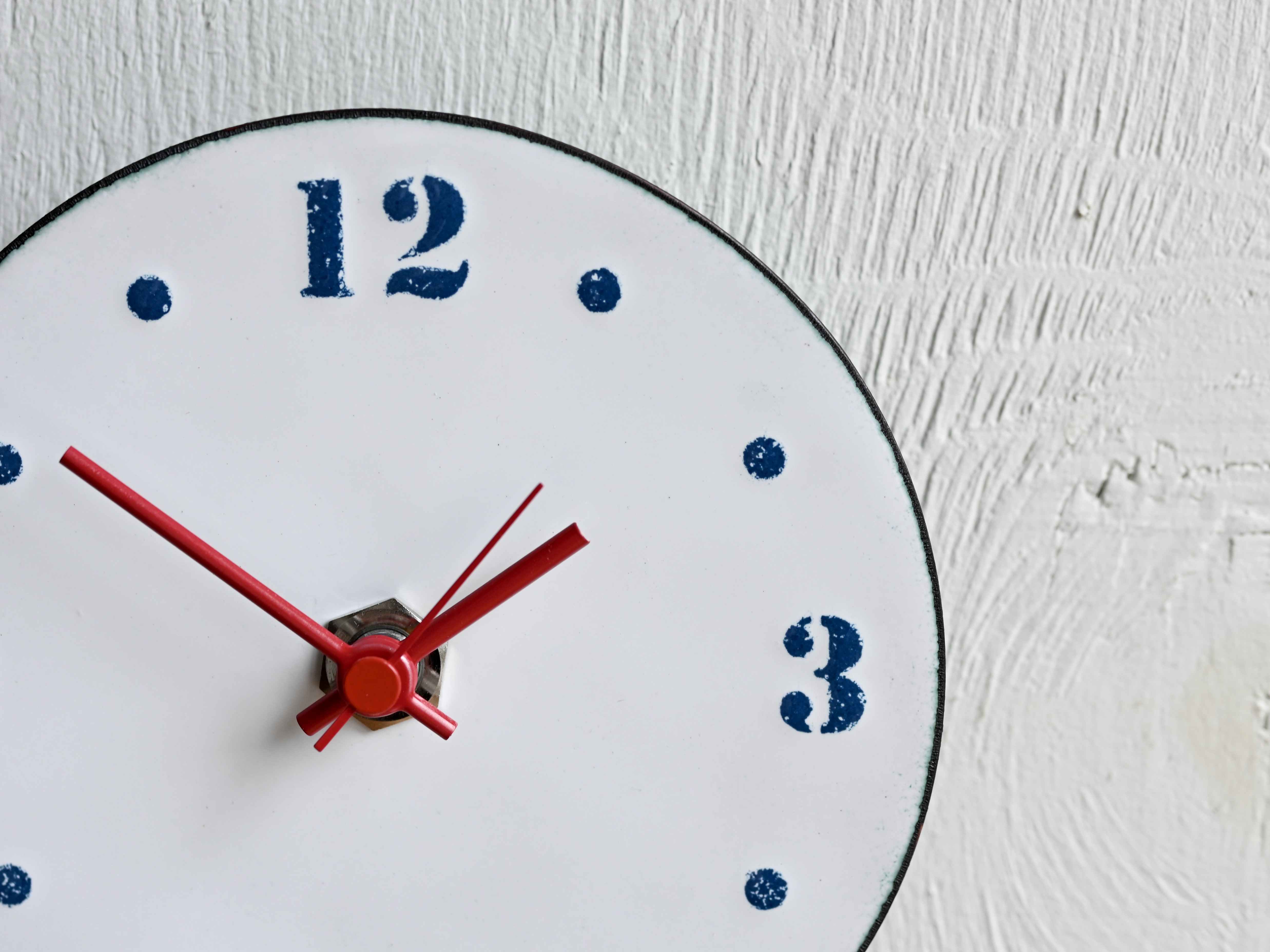 Kenichi Kondo　七宝じかん 七宝文字盤S（壁掛け時計セット）／白地に青文字