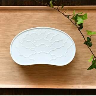 有田焼 白釉 繭型蓋物【ARITAYAKI-STORE】 A18-53