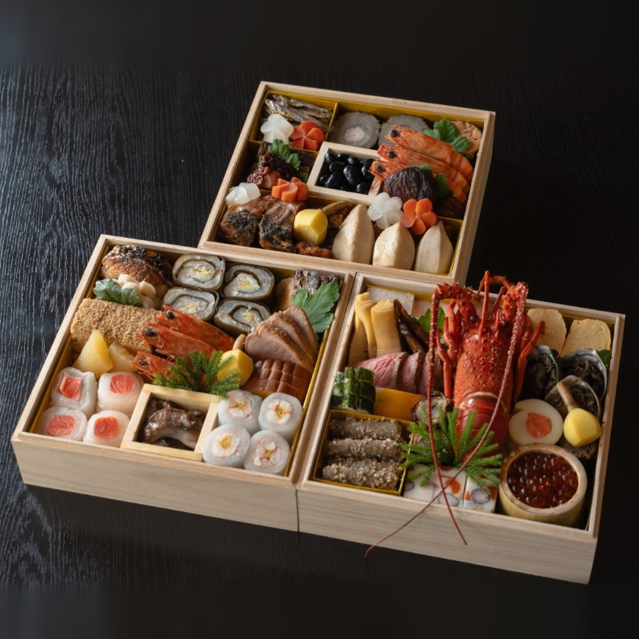 ＜京料理 松正＞特製おせち三段重(冷蔵) 3～5人前【12月31日お届け】