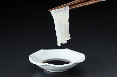 青森県産スルメイカ刺身240g（120g×2P)　青森県産 むつ市 刺身