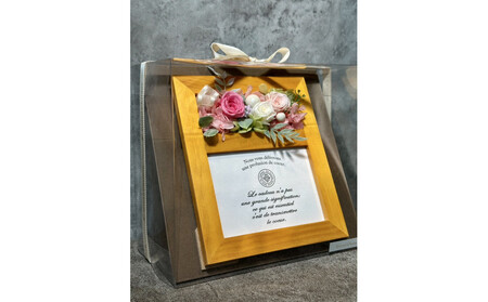 ブリザードフラワーのフォトフレーム（木製スタンドタイプ)【ピンク】