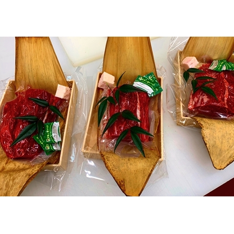 【限定】名産 認定肉 宇陀牛 希少 ヒレ 丸ごと1本 3kg以上 国産 黒毛和牛 真空チルド / 山繁 ふるさと納税 牛肉 ヘレ フィレ 人気 シャトーブリアン 寄付 ランキング 肉 返礼品 送料無料