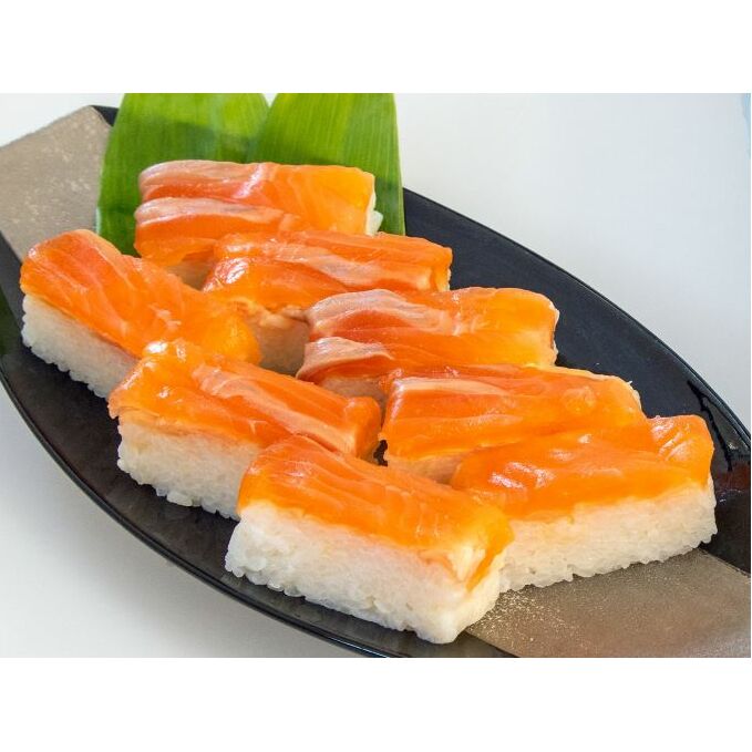 幻の魚 イトウ 押し寿司  2本 真空冷凍パック 押しずし 寿司 お寿司 惣菜 おかず おつまみ つまみ お酒のつまみ 酒のつまみ 夕飯 軽食 幻 魚 川魚 魚介 魚介類 海鮮 青森 青森県 鰺ヶ沢町