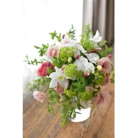 【毎月定期便】季節のフラワーブーケ(花束)～フレンチスタイル～Specialite全12回【配送不可地域：離島・北海道・沖縄県・九州】【4051544】