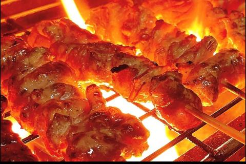 【B3-061】飯塚車力の味！【もつ鍋・焼鳥・ご飯類】宅飲みセット