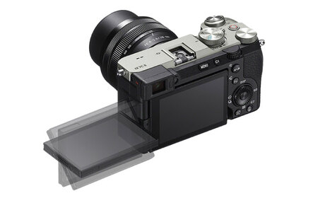 【シルバー】ソニー デジタル一眼カメラ α7C II ズームレンズキット ILCE-7CM2L / カメラ カメラ本体 デジタルカメラ 一眼レフカメラ ミラーレスカメラ