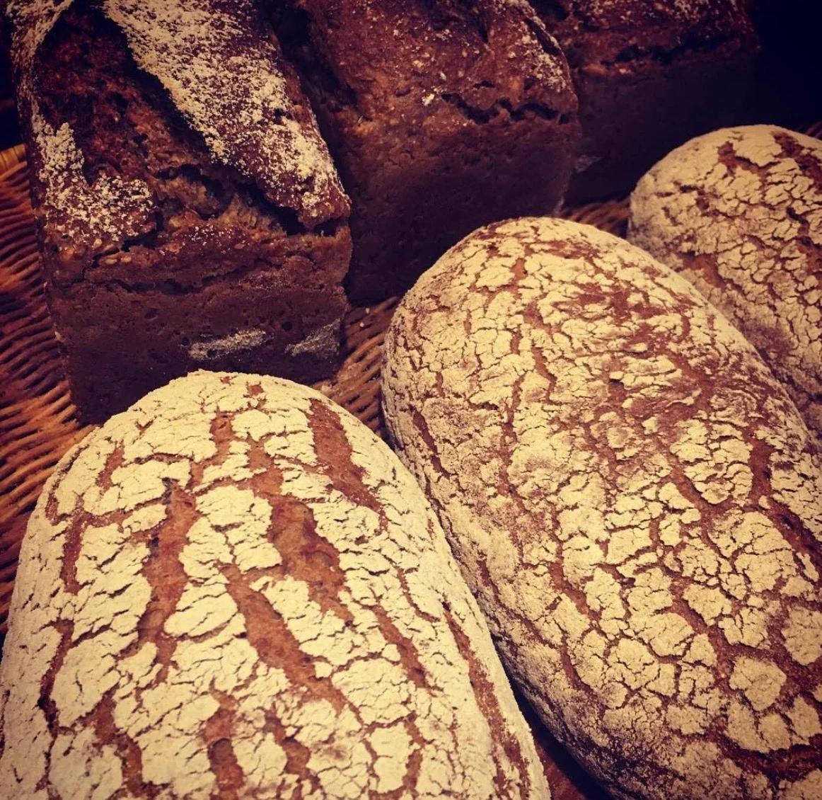 A-94　欧風パンセット　６～７種類