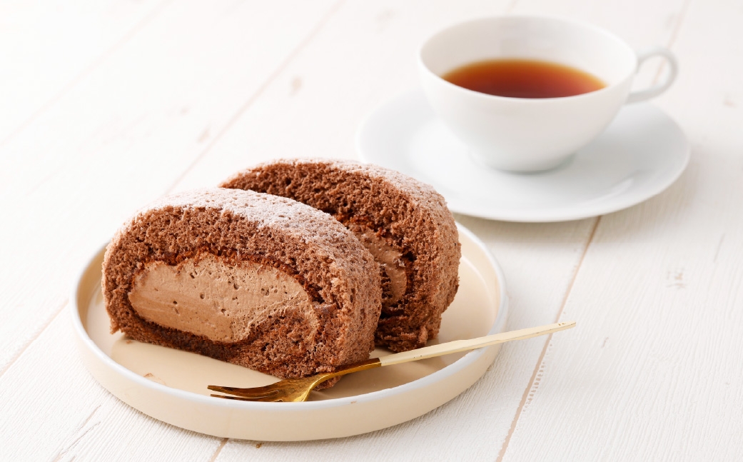 ロールケーキ（チョコ）約310g×2本（計約620g）