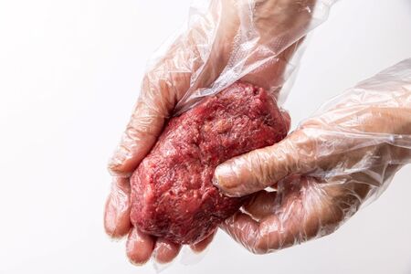 肉の旨み際立つ！信州アルプス牛100％　ステーキハンバーグ　4個入り 合計480g(１２０g×4個　ヤンニョム入り和風ソース付き)