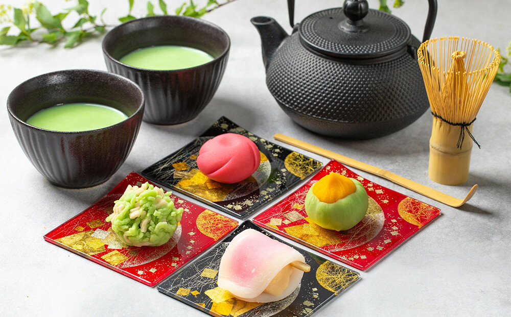 【ふるさと納税】【金彩工芸山田】金彩友禅ガラスの器　和菓子皿　双子月（赤黒） | 京都 京都市 京都府 金彩 友禅 皿 プレート 器 ガラス 引き出物 逸品 ギフト プレゼント お祝い 内祝い