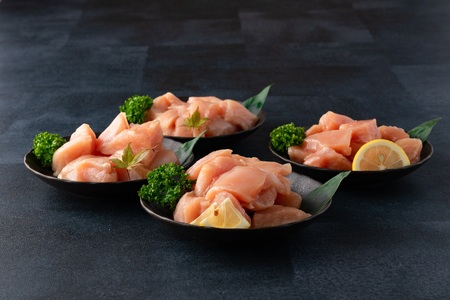 ＜【定期便全3回】宮崎県産若鶏皮なしむね肉一口カット小分け（300g×10P）総量3.0kg×3回　総重量9kg＞【MI191-mk】【まきの屋】