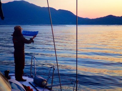 [1日貸切セーリング体験チケット] 瀬戸内海セーリング体験 4名様まで エスプレッソ コーヒー付き｜ヨット 太平洋一周の冒険家と行く！風の向くまま心の向くまま 冒険家 山下健一 [1439]