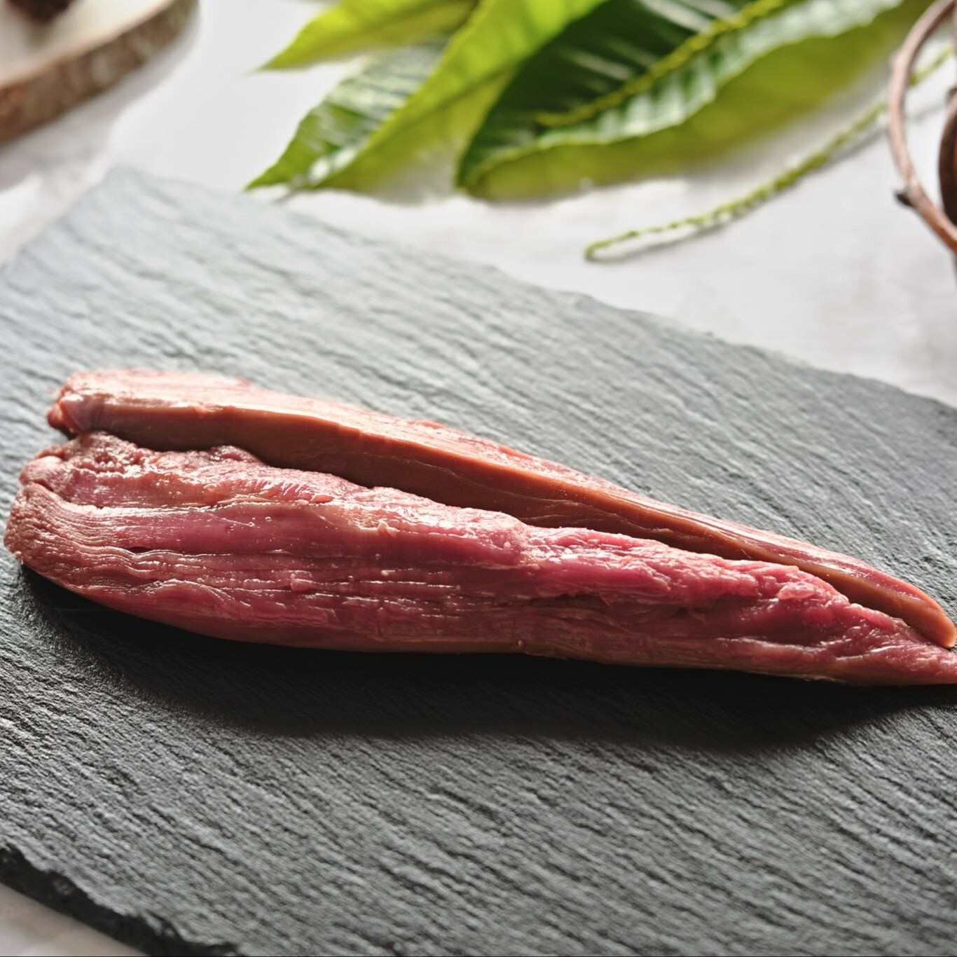 【ふるさと納税】鹿肉 ヒレ肉 ジビエ 計 200g 400g 600g 選べる 容量 単品 200g パック / 遠野ジビエ 鹿 シカ肉 しか肉 岩手県 遠野市 産 冷凍 遠野ジビエの里 毘沙門商会合同会社 焼肉 旨味 赤身肉 ヒレ 料理 小分け 厳選 ヘルシー 栄養 熟成 天然 自然 猟師 送料無料