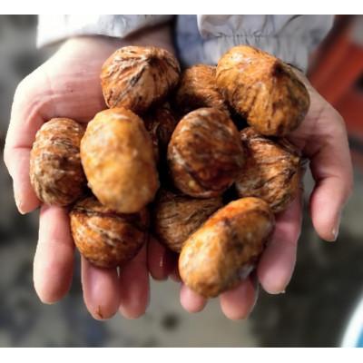 ふるさと納税 小林市 地元小林産の栗を贅沢に使った限定栗焼酎　栗極(くりきわみ)25度　720ml×1本 |  | 02