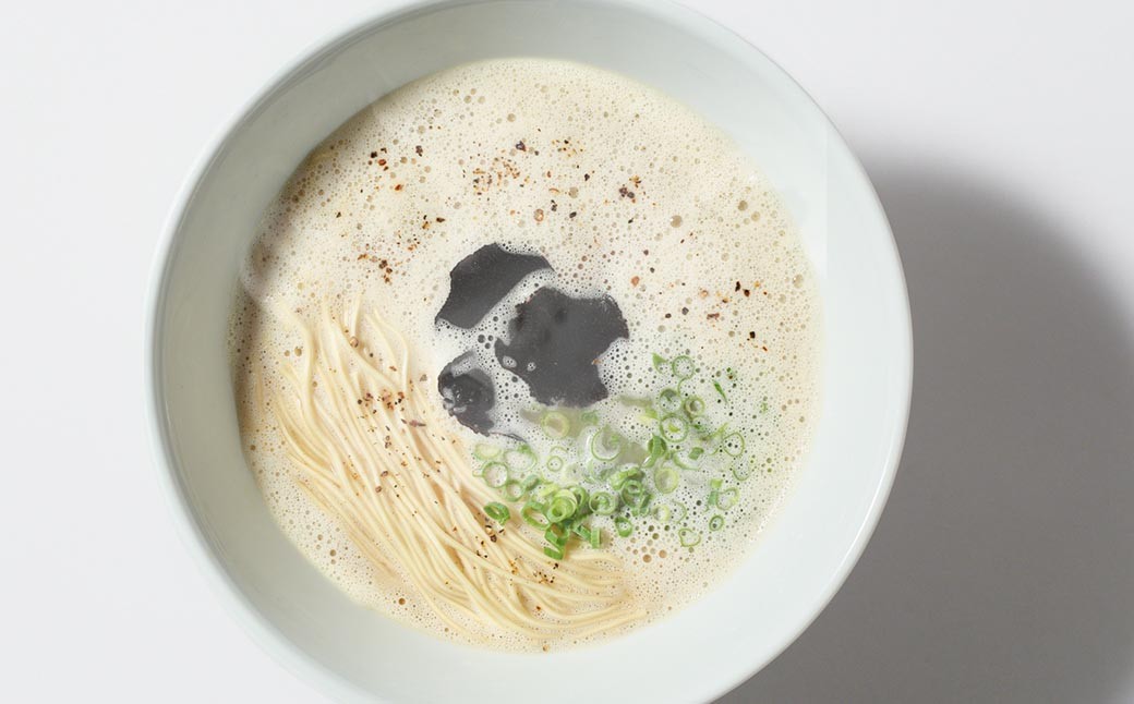 英国昇龍トリュフ豚骨ラーメン4食