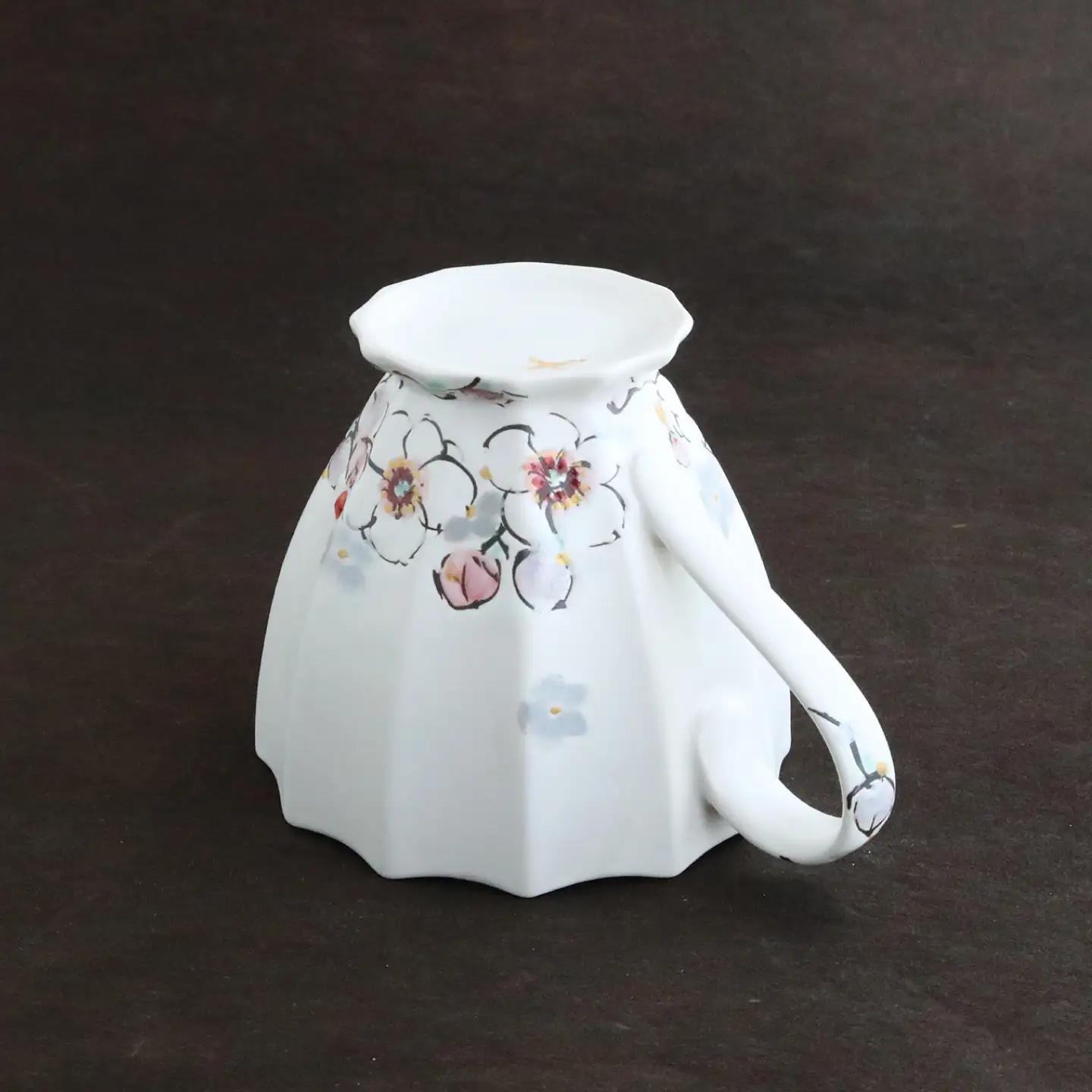 【美濃焼】koyomiお花マグカップ 2月 梅【buzan 武山窯】食器 コーヒーカップ ティーカップ [MBA014]