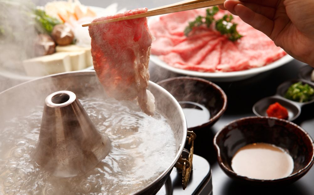 (冷凍) 大和牝牛 しゃぶしゃぶ・すき焼き用 400g YMSS2 ／すき焼き しゃぶしゃぶ 鍋 贈答用 贈り物 太田家 奈良県 宇陀市 ふるさと納税