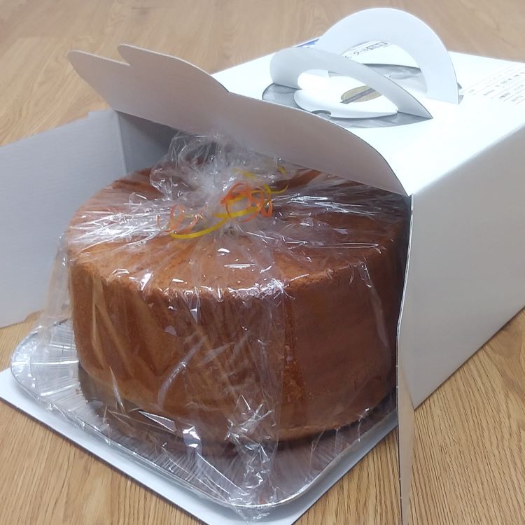 リピーター続出！ふわっふわのシフォンケーキ（プレーン）【配送不可地域あり】※東北・北海道・沖縄・離島 ガトー・アンジェ 《90日以内に出荷予定(土日祝除く)》| ケーキ 洋菓子 ホール デザート お取