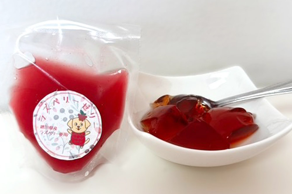 ゼリー ラズベリーゼリー ＆ ブルーベリーゼリー 8個セット（70g×各4個） 秋田県産 とりみ 秋田県 由利本荘市